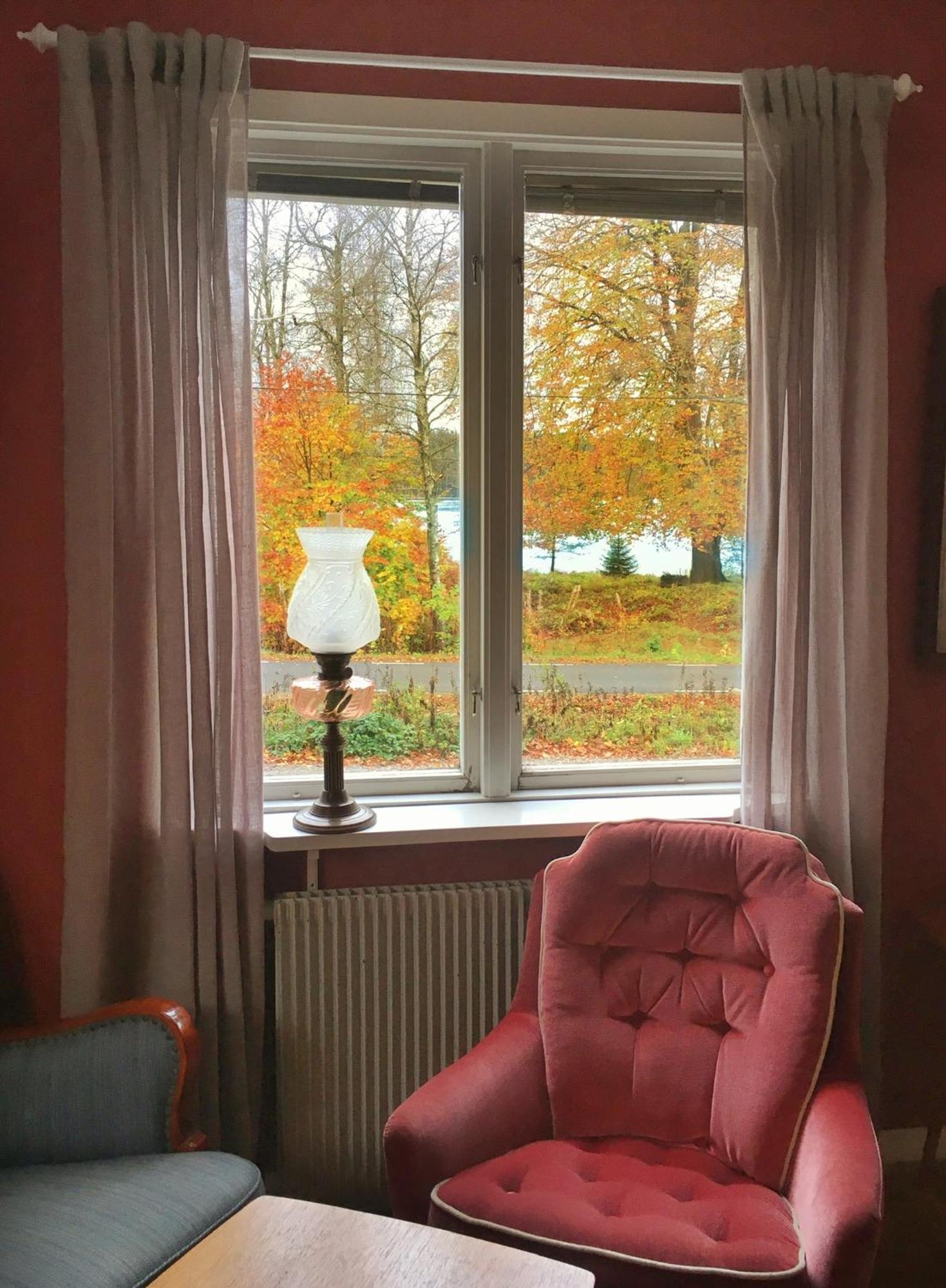 Viktors Affaershus Bed & Breakfast Atran Exterior photo